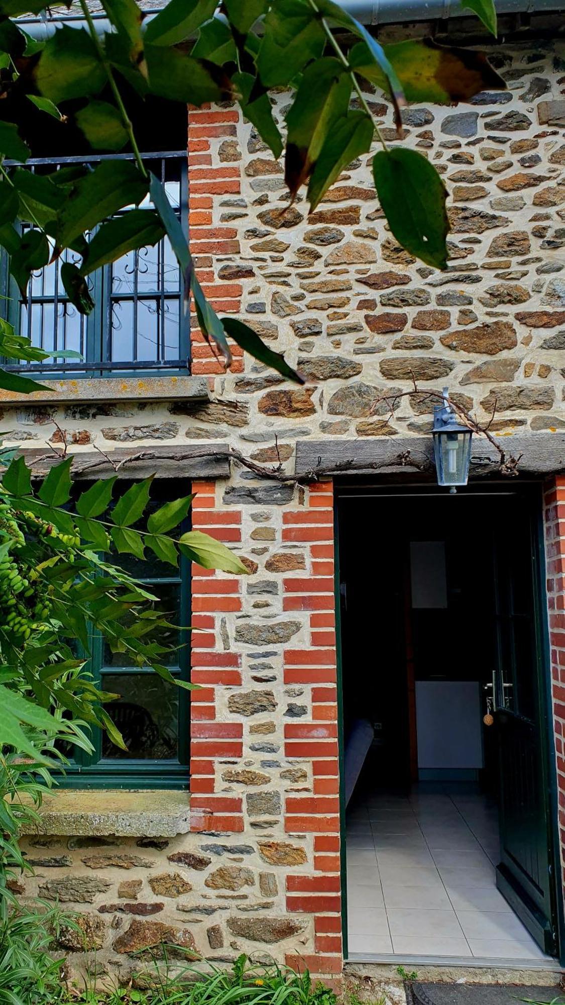 L'Auberge De La Porte Saint-Jouan-des-Guérets Dış mekan fotoğraf