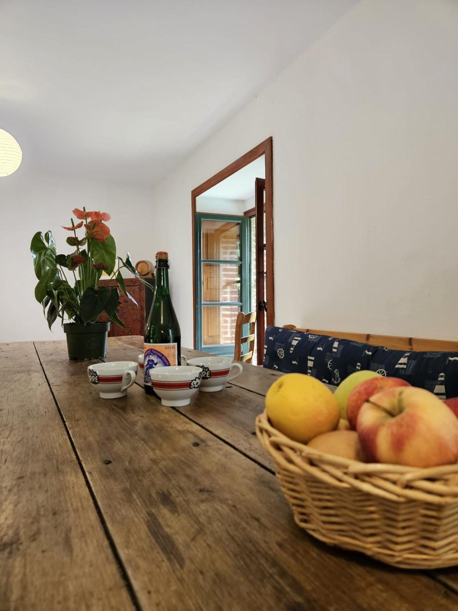 L'Auberge De La Porte Saint-Jouan-des-Guérets Oda fotoğraf